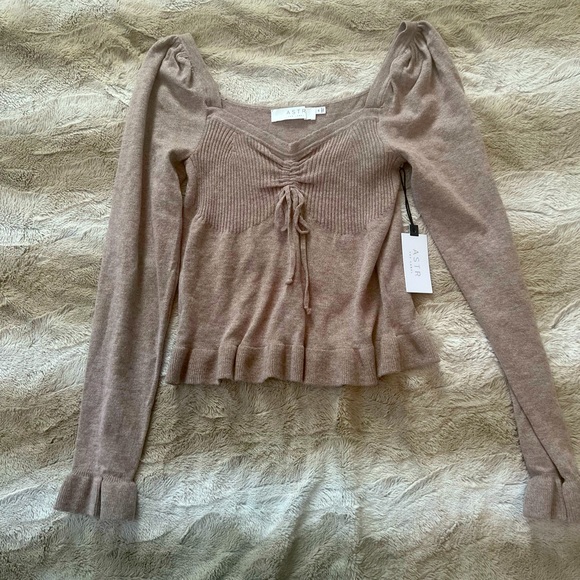 NWT ASTR the Label Puff Sleeve Sweater - Picture 2 of 6